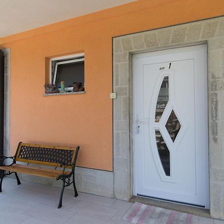 Apartments Vesna Опатия Екстериор снимка