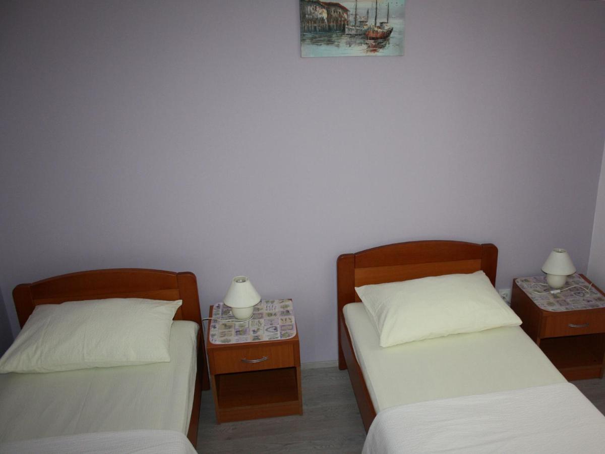 Apartments Vesna Опатия Екстериор снимка