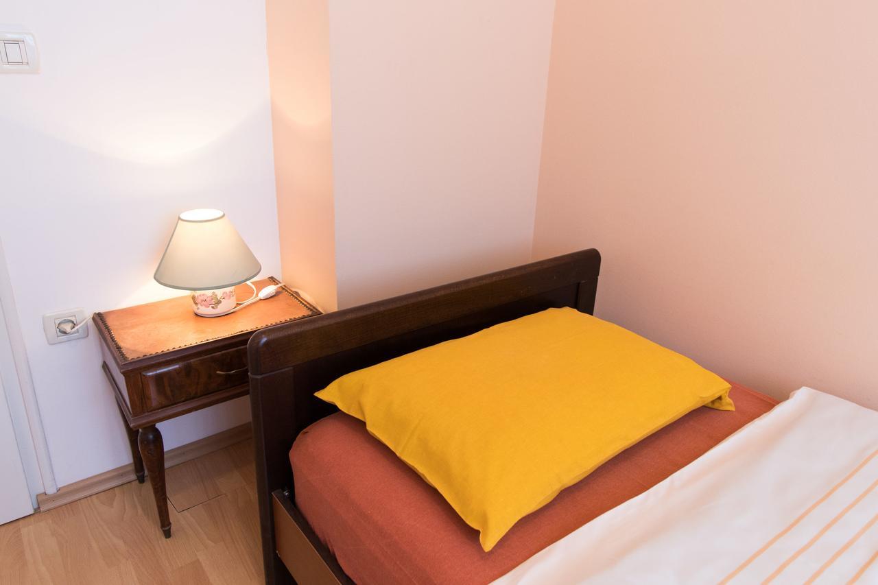 Apartments Vesna Опатия Екстериор снимка