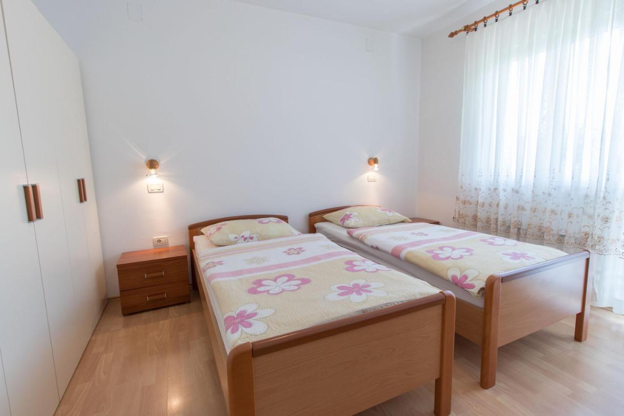 Apartments Vesna Опатия Екстериор снимка