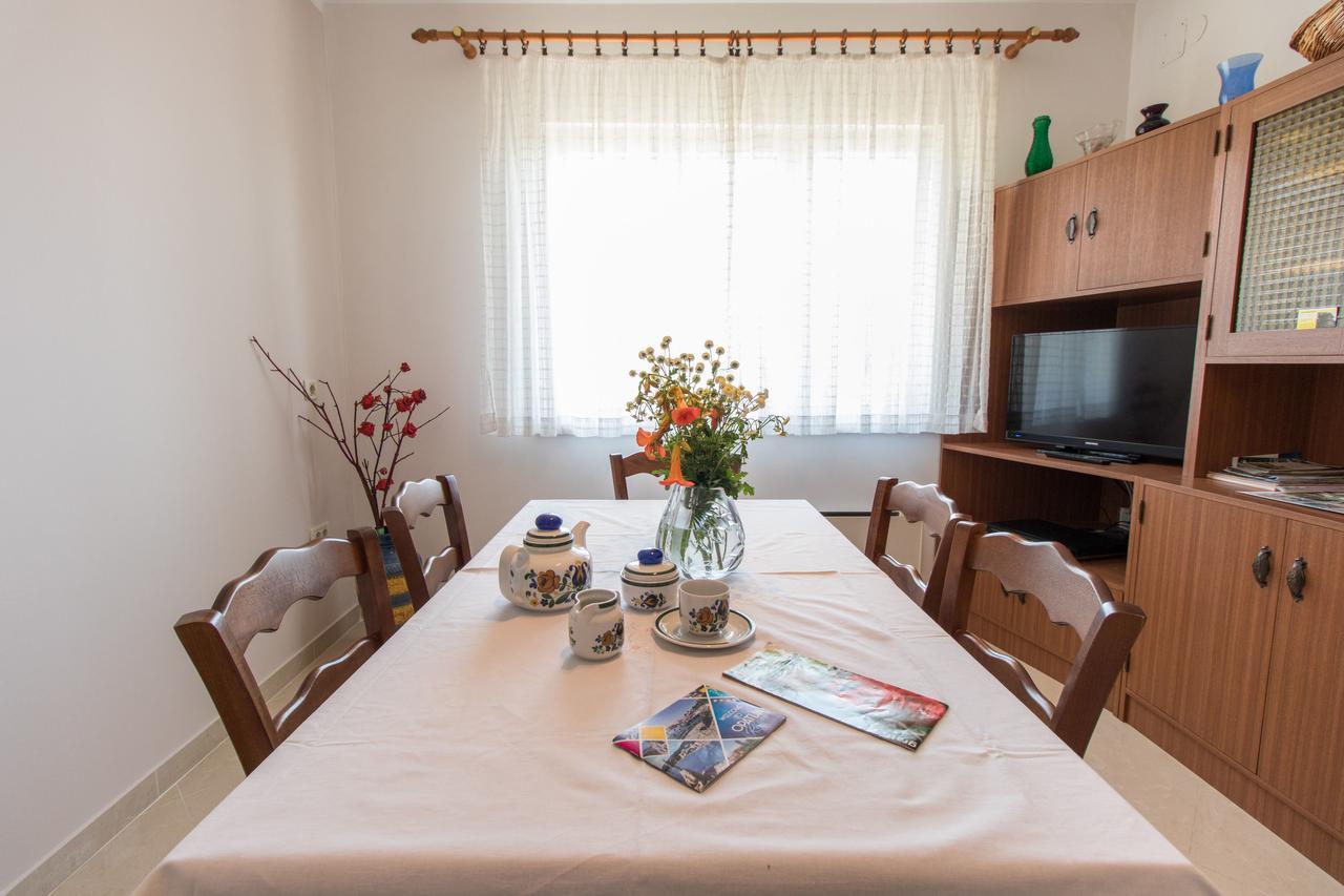 Apartments Vesna Опатия Екстериор снимка