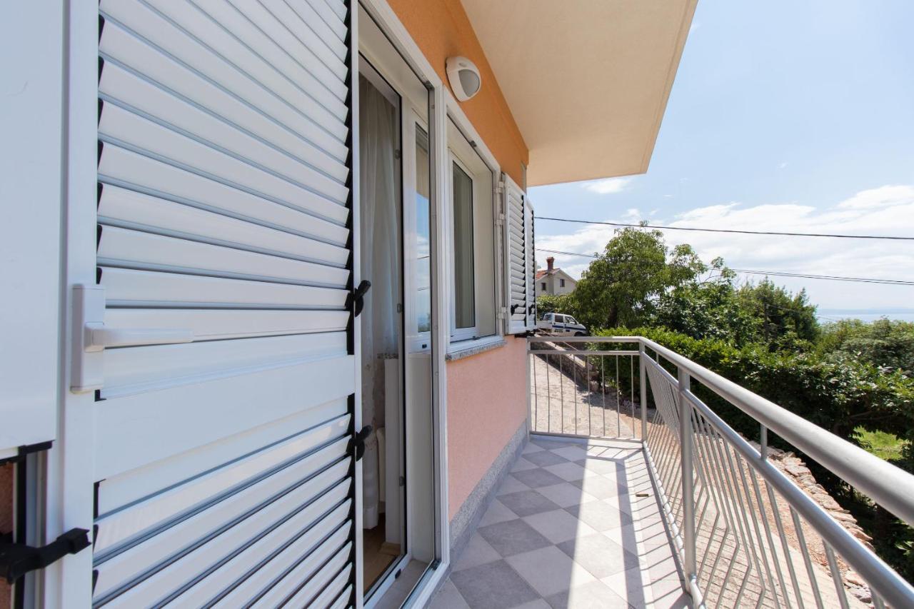Apartments Vesna Опатия Екстериор снимка